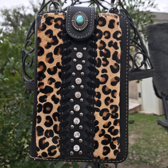 Montana West Womens Crossbody Wallet Embroidered Collection Cell Phone Case